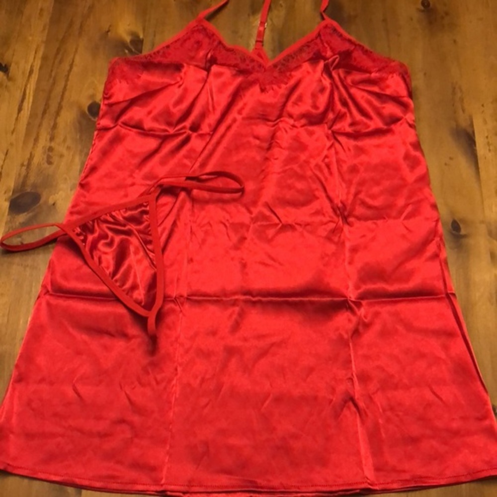 Red satin pajama chemise thong matching set new - Picture 3 of 3